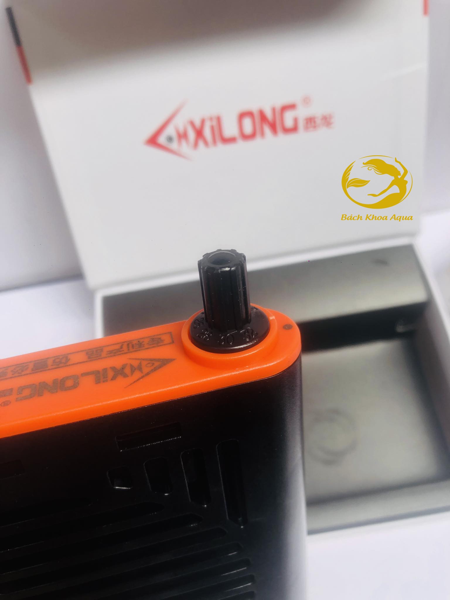 Sưởi bể cá Xilong XL-662 (thanh ngắn) và XL-663 (thanh dài) 500w