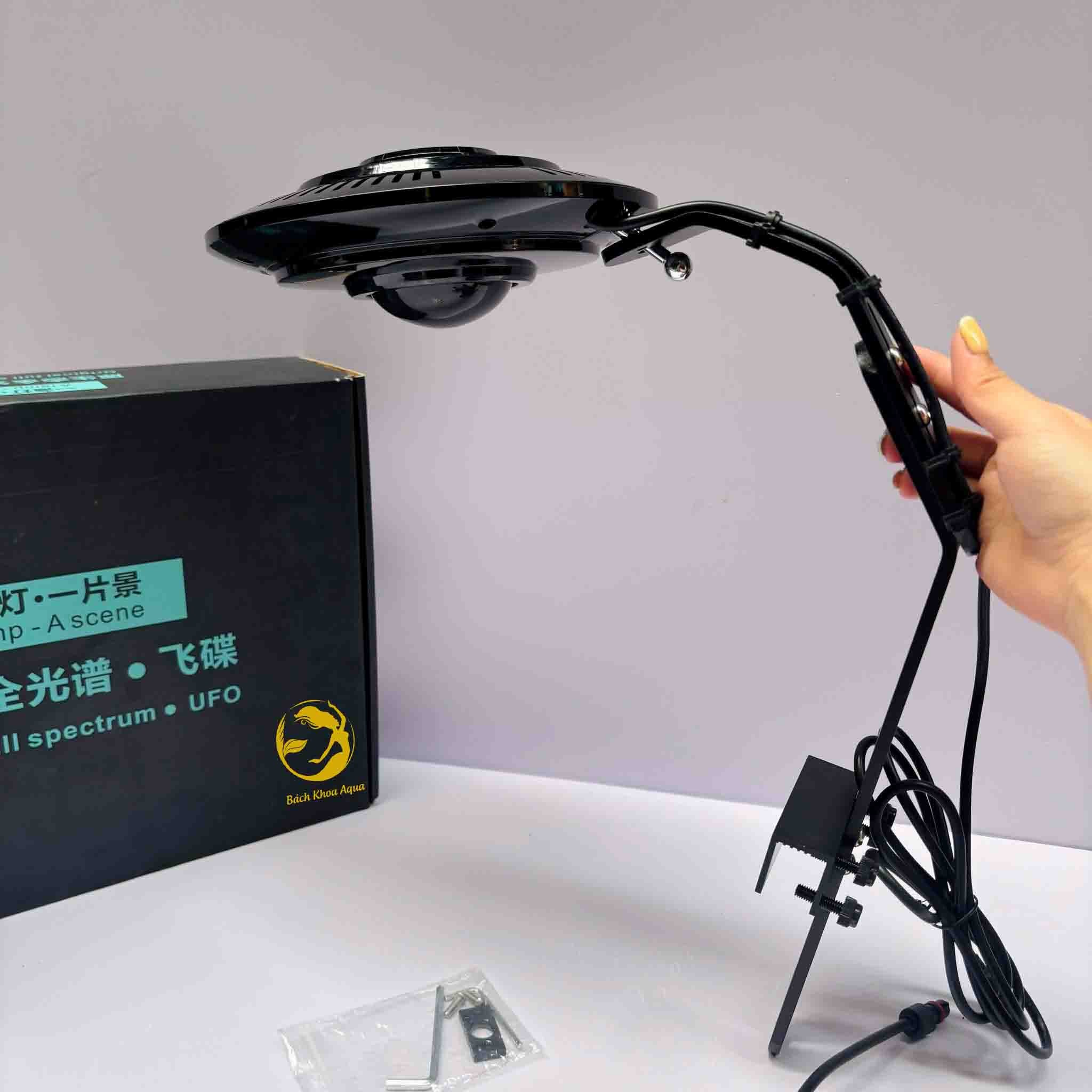 Đèn Led kẹp UFO 80w - Full chân ánh sáng kích màu siêu đẹp